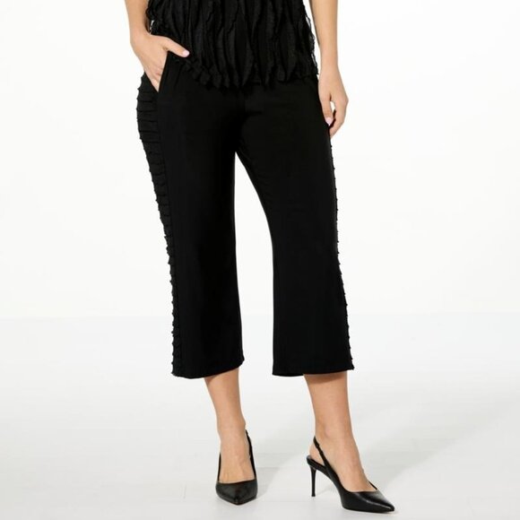 Antthony Side Panel Ruffle Gaucho Pant Size Large Crop Elastic Waist Black NEW - Picture 1 of 8
